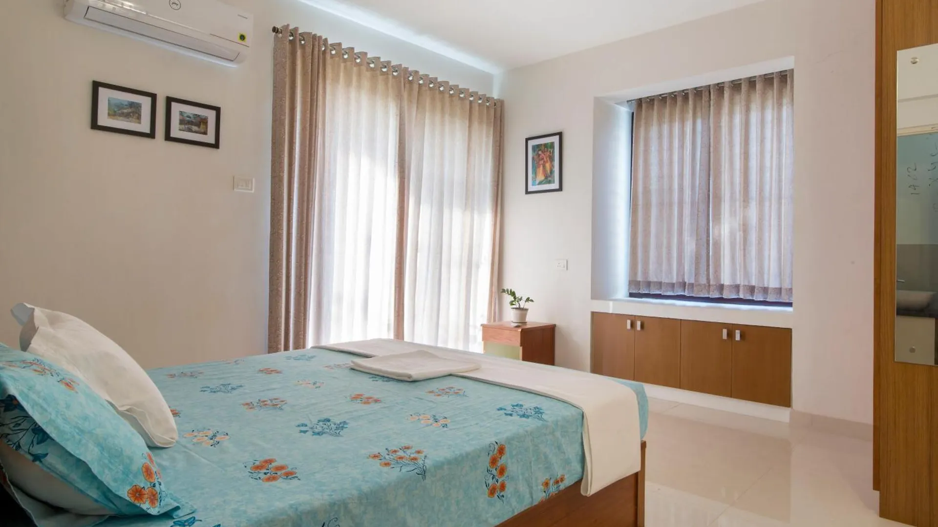 Pearl Periyar View Apartments Alwaye 0*,  India